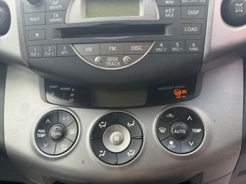 Toyota RAV4 2.2 D-4D XT-R 4WD 5dr