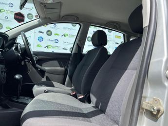 Ford Focus 1.6i 16v LX 5dr