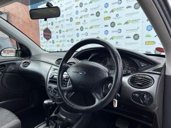 Ford Focus 1.6i 16v LX 5dr