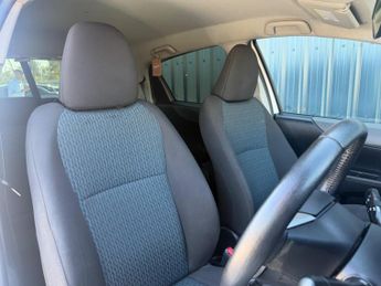 Toyota Yaris 1.33 Dual VVT-i TR Euro 5 5dr