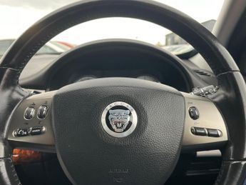 Jaguar XF 3.0d V6 Premium Luxury Auto Euro 5 4dr