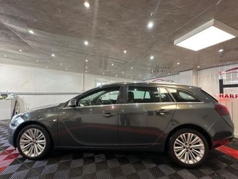 Vauxhall Insignia 2.0 CDTi ecoFLEX Design Nav Sports Tourer Euro 5 (s/s) 5dr