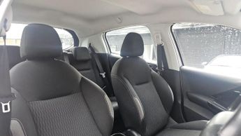 Peugeot 208 1.2 PureTech Active Design Lime Euro 6 5dr