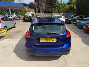 Ford Focus 1.6 Zetec Powershift Euro 6 5dr