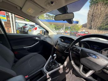 Ford Focus 1.6 Zetec Powershift Euro 6 5dr