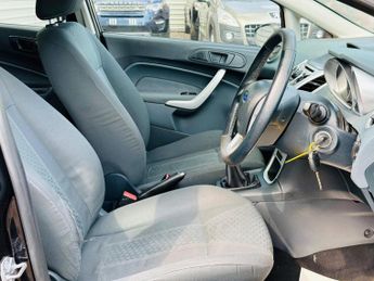 Ford Fiesta 1.4 Zetec 5dr