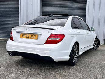 Mercedes-Benz C Class 2.1 C250 CDI AMG Sport Plus G-Tronic+ Euro 5 (s/s) 4dr