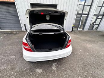 Mercedes-Benz C Class 2.1 C250 CDI AMG Sport Plus G-Tronic+ Euro 5 (s/s) 4dr