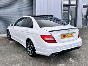 Mercedes-Benz C Class 2.1 C250 CDI AMG Sport Plus G-Tronic+ Euro 5 (s/s) 4dr