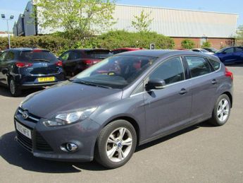 Ford Focus 1.0T EcoBoost Zetec Euro 5 (s/s) 5dr