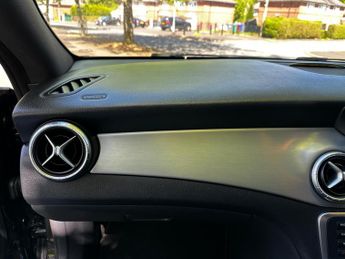 Mercedes-Benz CLA 2.1 CLA220 CDI AMG Sport Coupe 4dr Diesel 7G-DCT Euro 6 (s/s) (1