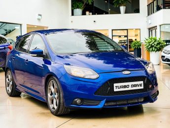 Ford Focus 2.0T EcoBoost ST-2 Euro 5 (s/s) 5dr