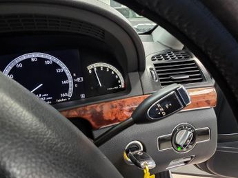 Mercedes-Benz S Class 3.0 S280 V6 G-Tronic Euro 4 4dr