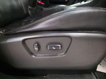 Chevrolet Captiva 2.2 VCDi LTZ Auto 4WD Euro 5 5dr (7 Seats)