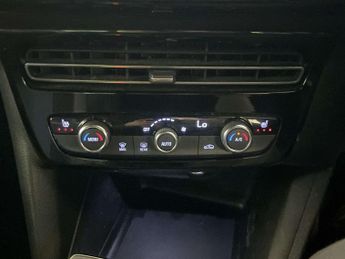 Vauxhall Mokka Electric 50kWh GS SUV 5dr Electric Auto (136 ps)