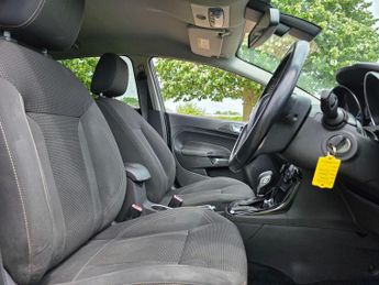 Ford Fiesta 1.0T EcoBoost Titanium Powershift Euro 6 5dr