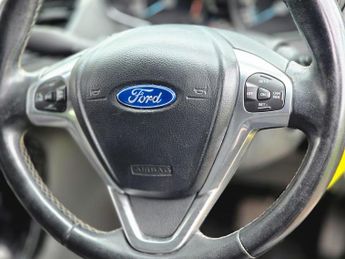 Ford Fiesta 1.0T EcoBoost Titanium Powershift Euro 6 5dr
