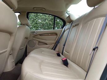 Jaguar X-Type 2.5 V6 SE (AWD) 4dr