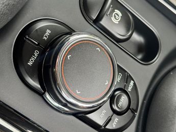 MINI Clubman 2.0 Cooper D Exclusive Auto Euro 6 (s/s) 6dr