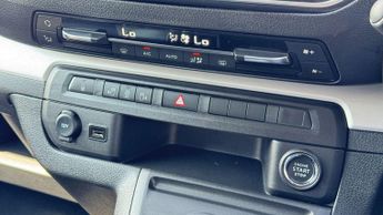 Peugeot Traveller 2.0 BlueHDi Allure Standard MPV 5dr Diesel EAT8 MWB Euro 6 (s/s)