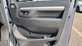 Peugeot Traveller 2.0 BlueHDi Allure Standard MPV 5dr Diesel EAT8 MWB Euro 6 (s/s)