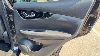 Nissan Qashqai 1.2 DIG-T N-Vision 2WD Euro 6 (s/s) 5dr