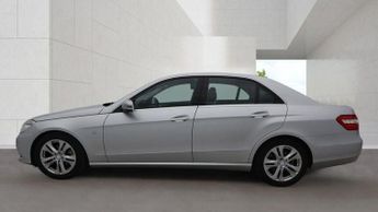Mercedes-Benz E Class 1.8 E200 CGI BlueEfficiency Avantgarde G-Tronic+ Euro 5 (s/s) 4d