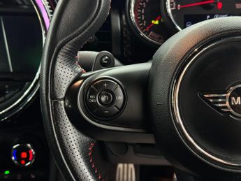 MINI Hatch 2.0 John Cooper Works Auto Euro 6 (s/s) 3dr