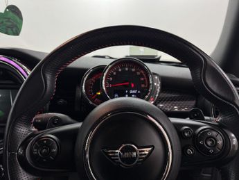 MINI Hatch 2.0 John Cooper Works Auto Euro 6 (s/s) 3dr