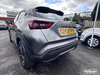 Nissan Juke 1.6 N-Connecta Auto Euro 6 5dr