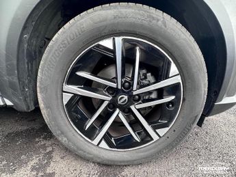 Nissan Juke 1.6 N-Connecta Auto Euro 6 5dr