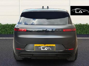 Land Rover Range Rover Sport 3.0 D300 MHEV Dynamic SE Auto 4WD Euro 6 (s/s) 5dr