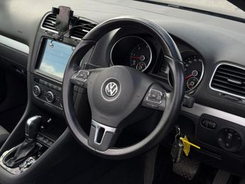 Volkswagen Golf 2.0 TDI BlueMotion Tech SE Cabriolet DSG Euro 5 (s/s) 2dr