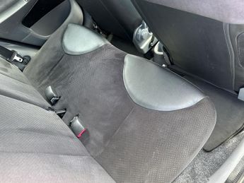 Toyota AYGO 1.0 VVT-i Black MultiMode Euro 4 5dr (AC)