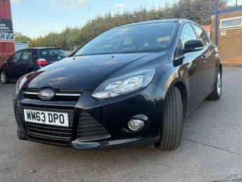 Ford Focus 1.0T EcoBoost Zetec Euro 5 (s/s) 5dr