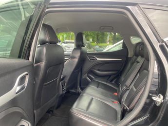 MG MG ZS 72.6kWh Trophy Connect Long Range Auto 5dr