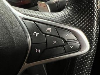 Renault Arkana 1.3 MHEV r.s. line SUV 5dr Petrol EDC 2WD Euro 6 (s/s) (140 ps)