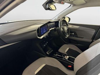 Vauxhall Mokka Electric 50kWh Elite Premium SUV 5dr Electric Auto (136 ps)