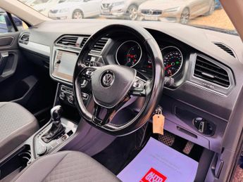 Volkswagen Tiguan 2.0 TDI SE Navigation DSG 4Motion Euro 6 (s/s) 5dr