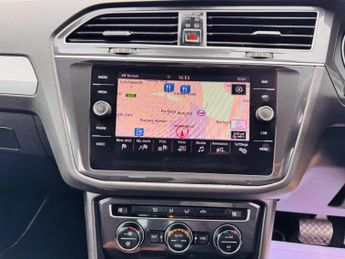 Volkswagen Tiguan 2.0 TDI SE Navigation DSG 4Motion Euro 6 (s/s) 5dr