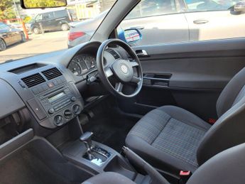 Volkswagen Polo 1.4 S Hatchback 3dr Petrol Automatic (185 g/km, 74 bhp)