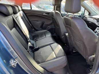 Vauxhall Astra 1.4i Turbo Elite Nav Sports Tourer Auto Euro 6 (s/s) 5dr