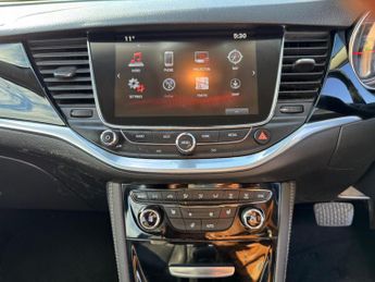 Vauxhall Astra 1.4i Turbo Elite Nav Sports Tourer Auto Euro 6 (s/s) 5dr