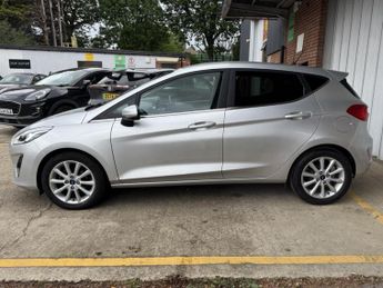 Ford Fiesta 1.0T EcoBoost Titanium Auto Euro 6 (s/s) 5dr