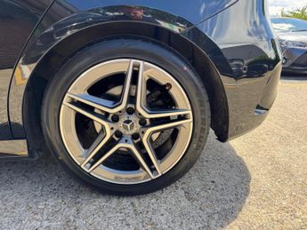 Mercedes-Benz A Class 2.0 A250 AMG Line (Premium Plus) 7G-DCT Euro 6 (s/s) 5dr