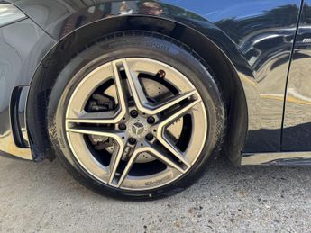 Mercedes-Benz A Class 2.0 A250 AMG Line (Premium Plus) 7G-DCT Euro 6 (s/s) 5dr
