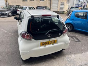 Toyota AYGO 1.0 VVT-i Ice MultiMode Euro 5 5dr
