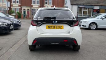Toyota Yaris 1.5 VVT-h Icon E-CVT Euro 6 (s/s) 5dr