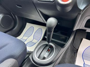 Honda Jazz 1.4 i-VTEC ES CVT Euro 5 5dr