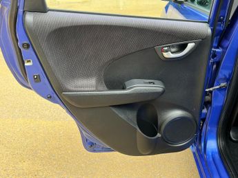 Honda Jazz 1.4 i-VTEC ES CVT Euro 5 5dr